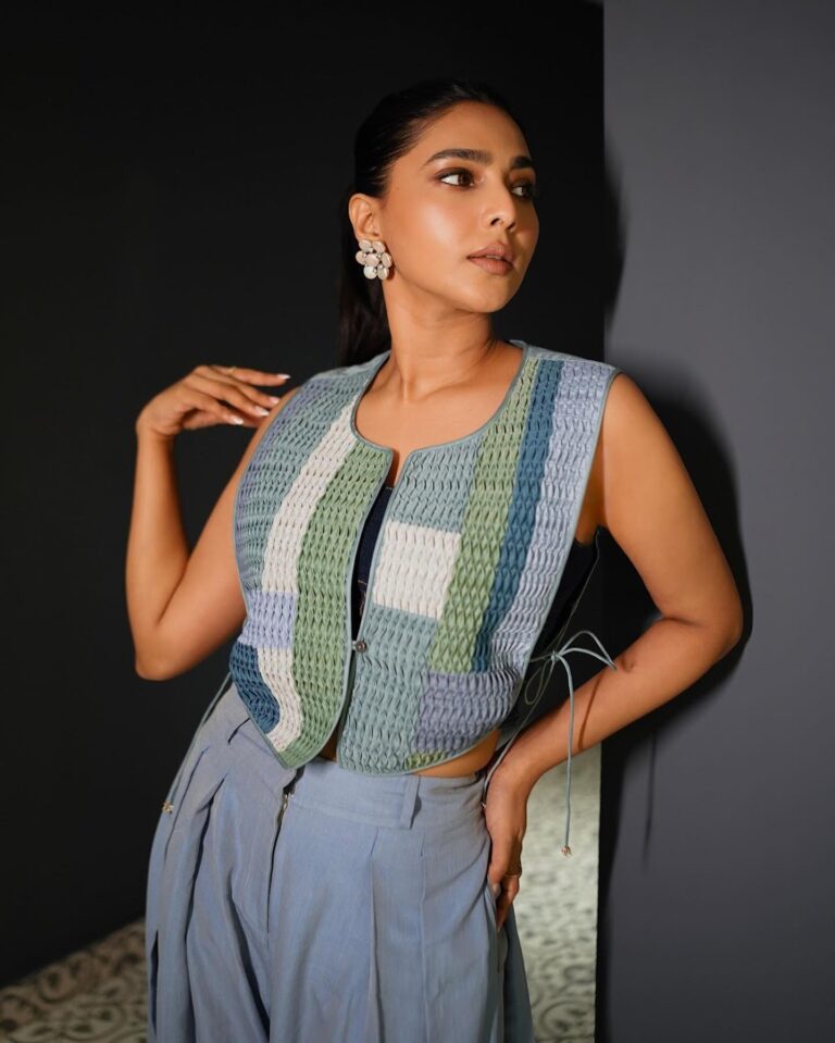 Actress Aishwarya Lekshmi In Unique Outfit