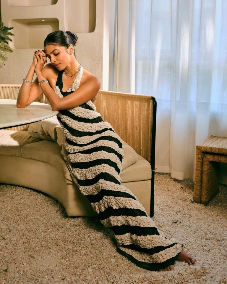 Actress Malavika Mohanan In Unique Costume