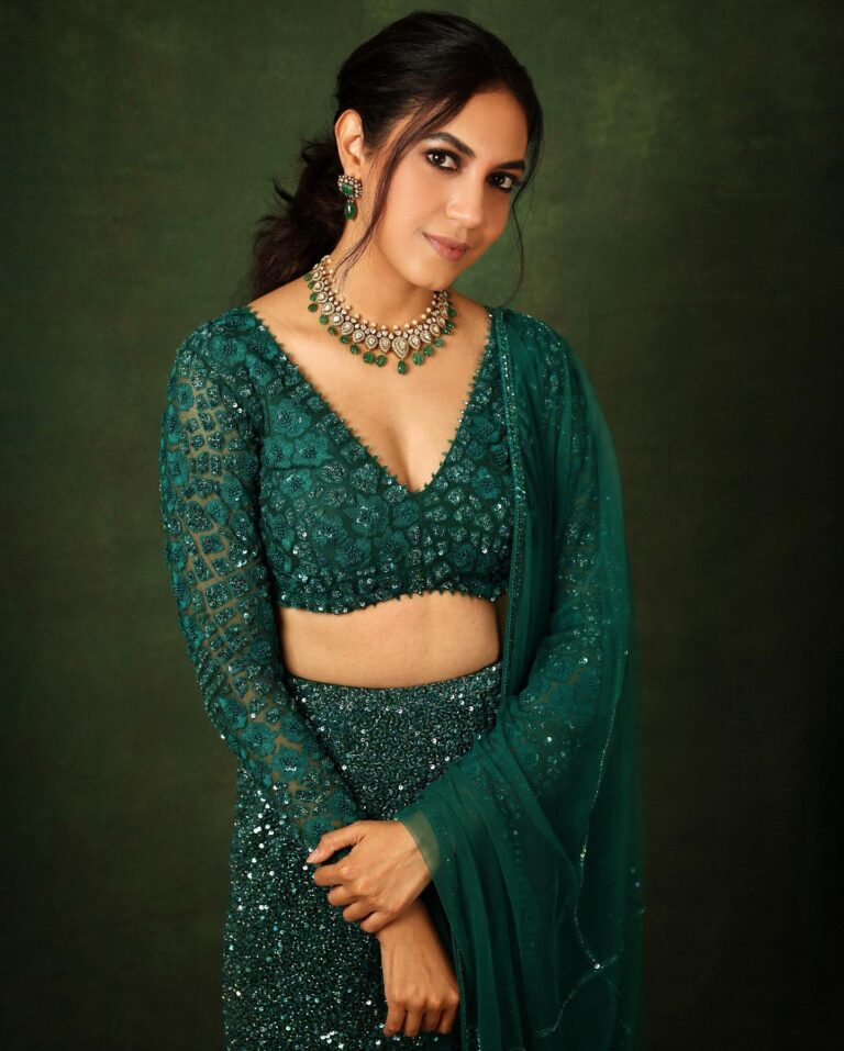 Gorgeous Looking Ritu Varma In Dark Green Outfit