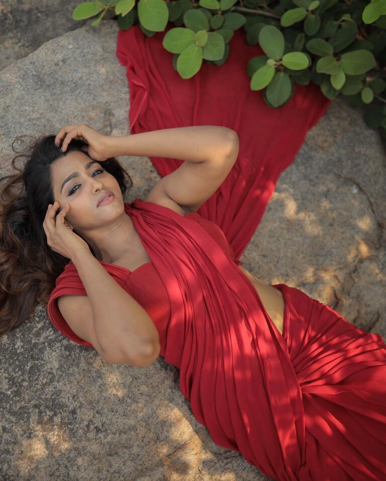 Latest Clicks Of Sai Dhanshika In Red Saree