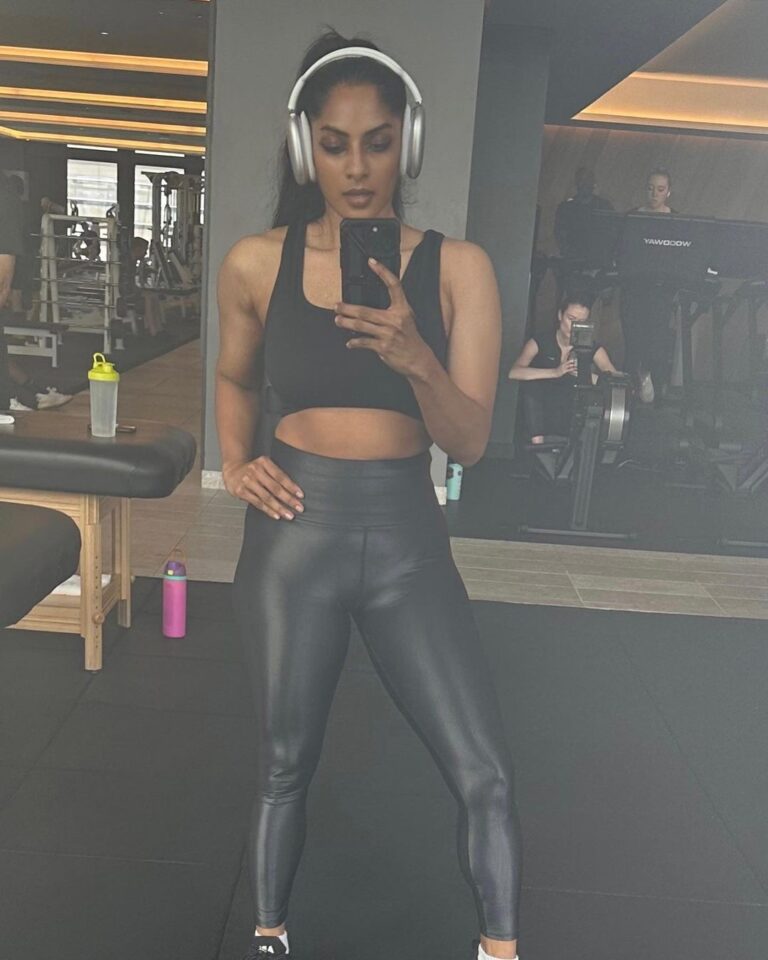 Casual Clicks Of Sriya Reddy At Gym