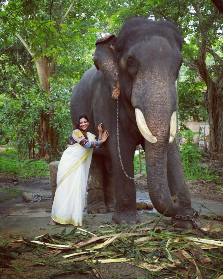VJ Maheswari With The Vibes Of Kerala