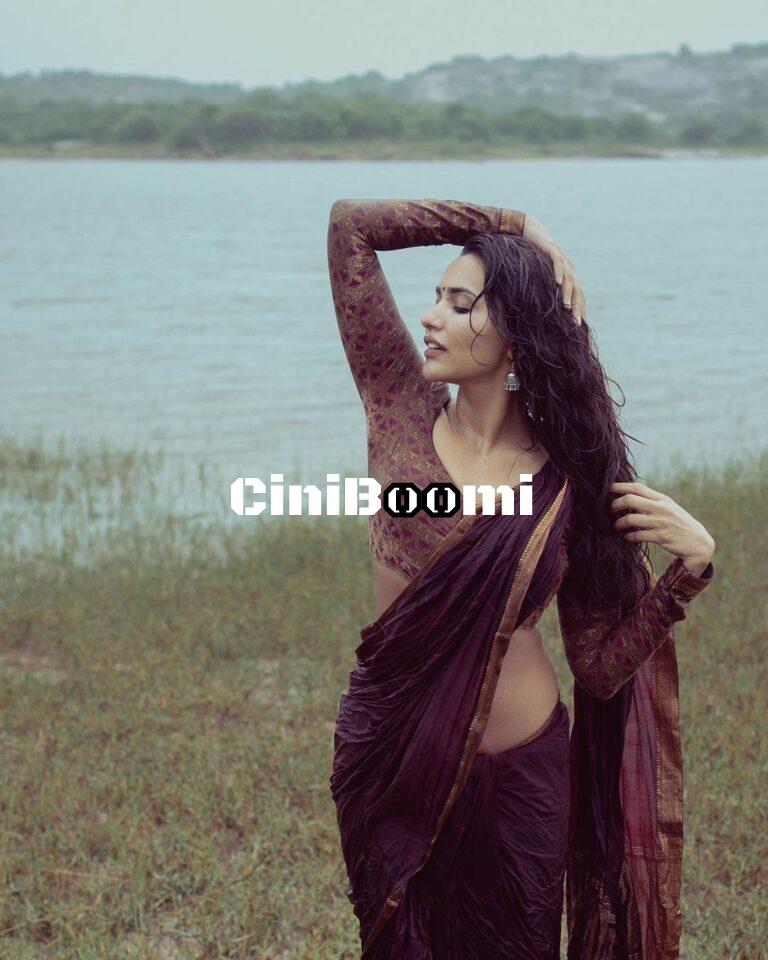 Ravishing Clicks Of Actress Akshara Gowda