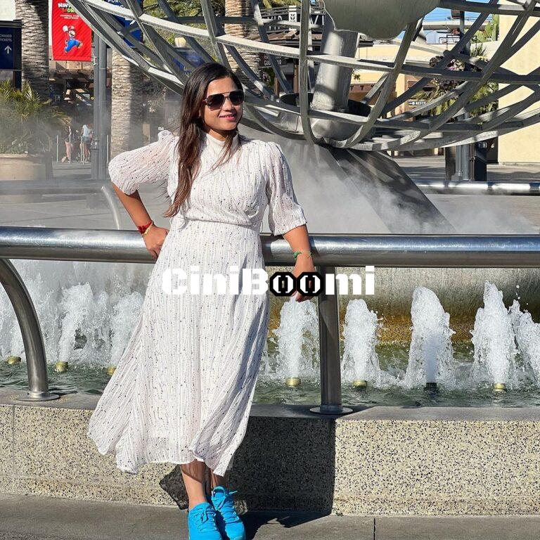 VJ Mani Megalai Enjoying Her Day At Los Angeles, USA