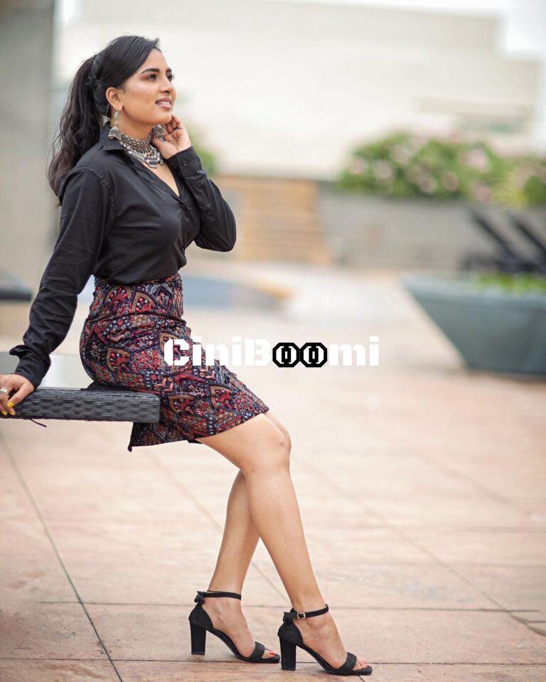 Actress Srushti Dange Flaunting Her Elegance In Black Outfit