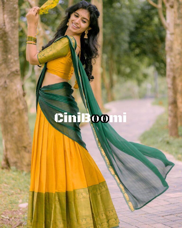 Stunning Clicks Of Actress Harija In Traditional Attire