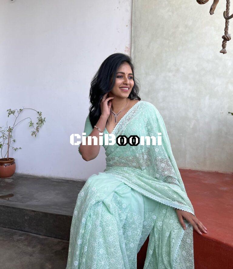 Actress Anjali Clad In A Green Saree On The Occasion Of Vinayaka Chaturthi