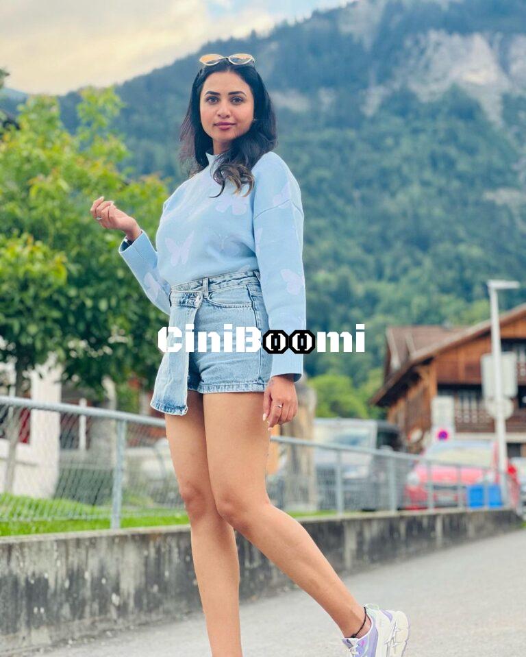 Actress Janani’s Day Out In Lake Brienz, Switzerland