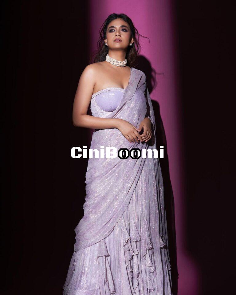 Alluring Look Of Actress Keerthy Suresh In Lavender Outfit