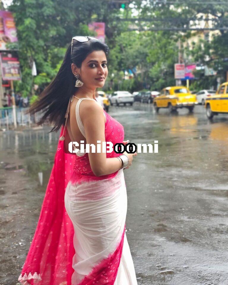 Actress Ushasi Ray Looks Flawless In Saree