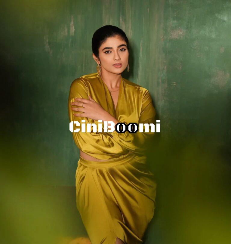 Actress Pragya Nagra Oozes Style In Unique Outfit
