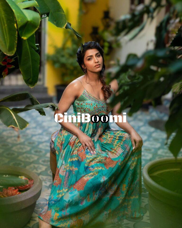 Actress Sai Dhanshika Looks Flawless In Her Latest Clicks