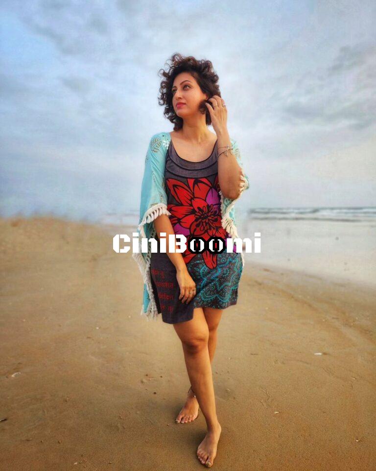 Actress Hamsa Nandini Enjoying Her Day Out At A Beach