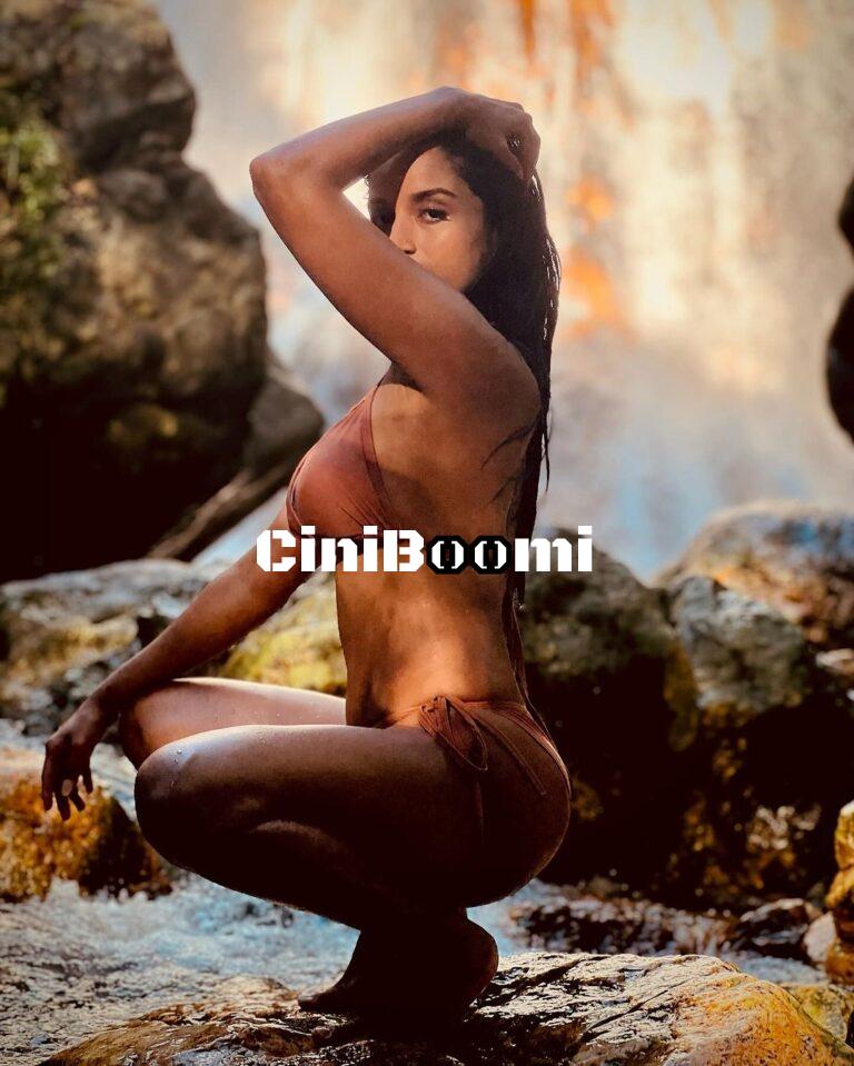 Actress Pooja Bhalekar Looks Jaw-Dropping In Her Latest Clicks