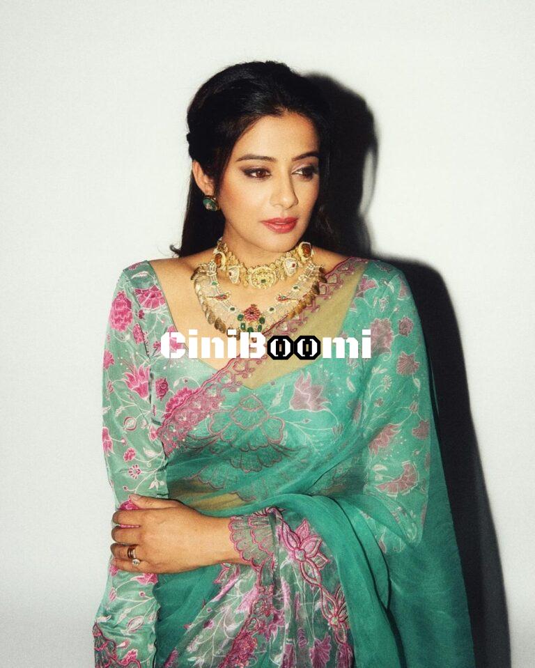 Actress Priya Mani Shines Radiantly In Traditional Outfit