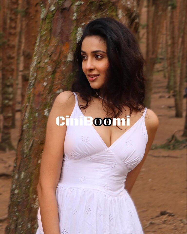 Actress Riya Suman’s Day Out In Kodaikanal