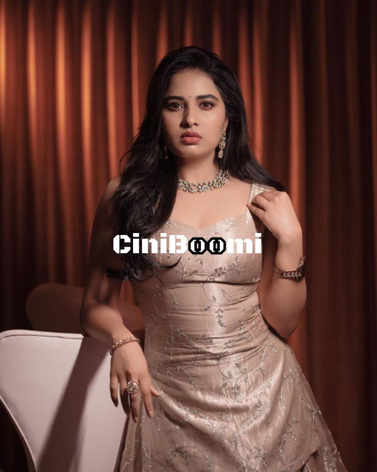 Actress Srushti Dange Looks Flawless In Her Latest Clicks