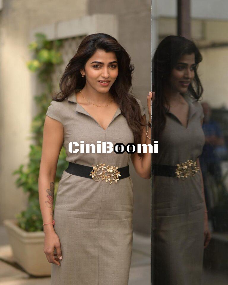 Actress Sai Dhanshika Oozes Style In Her Latest Clicks