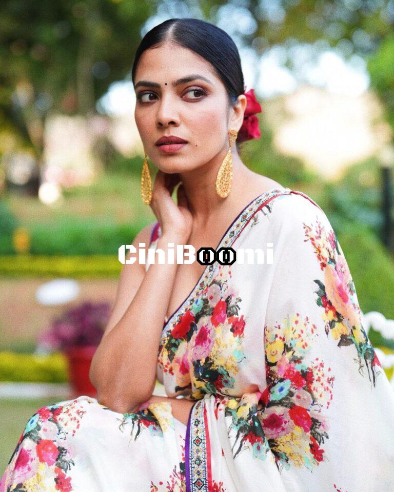 Actress Malavika Mohanan Channels Her Inner Desi Barbie In Floral Saree