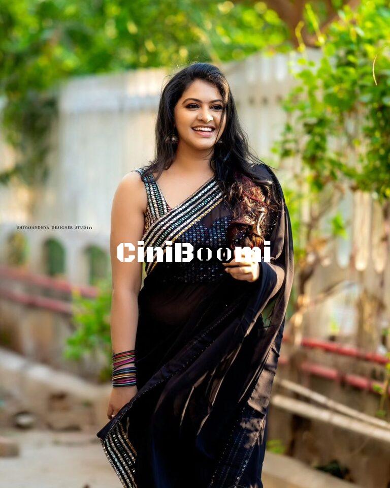 Actress Rachitha Mahalakshmi Dazzles In Black Saree