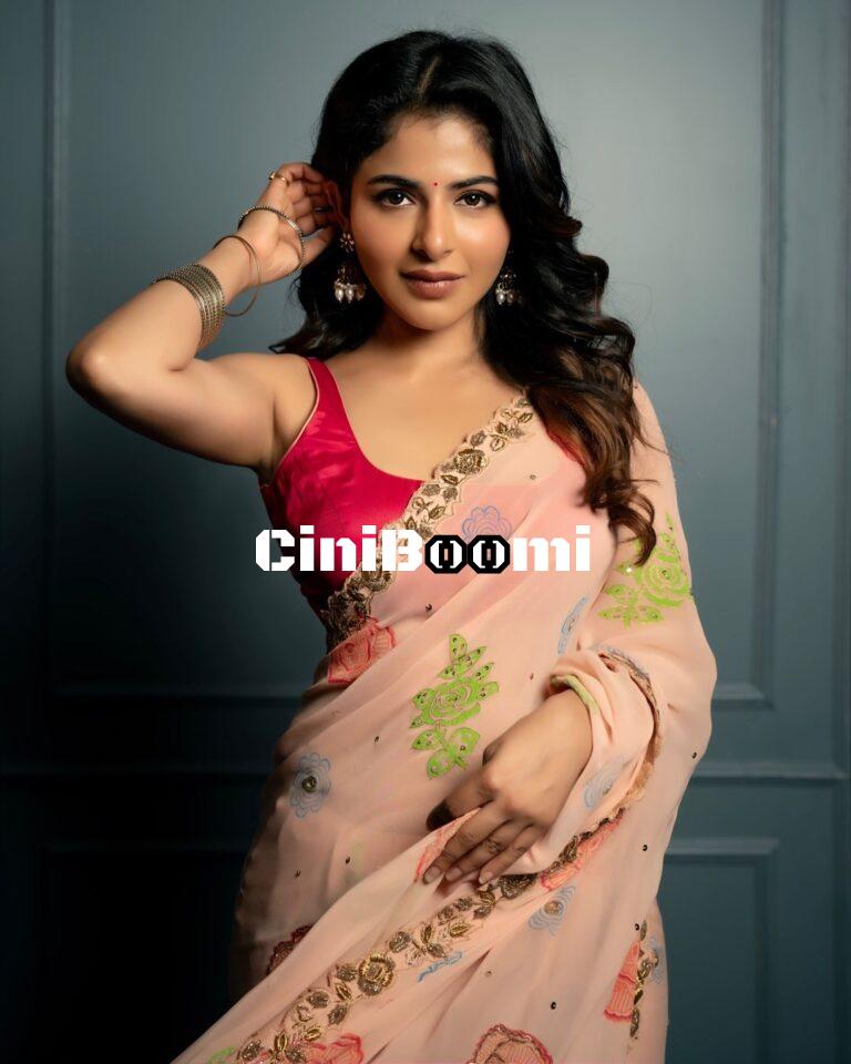 Actress Iswarya Menon Exudes Elegance In Saree