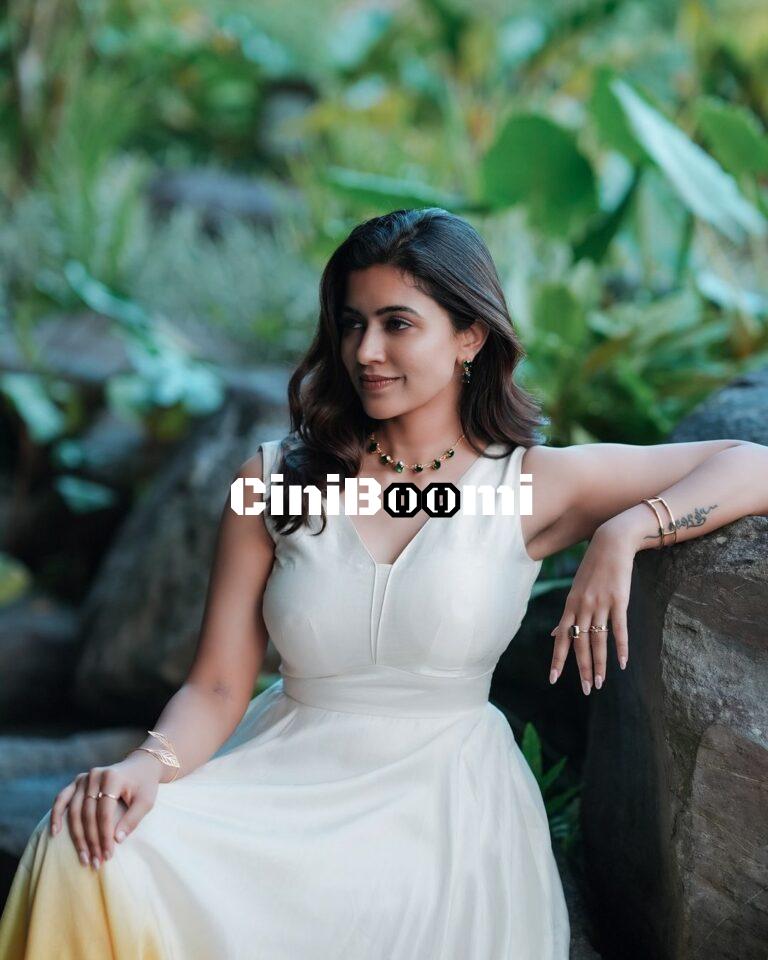 Actress Anju Kurian Oozes Charm In White Outfit