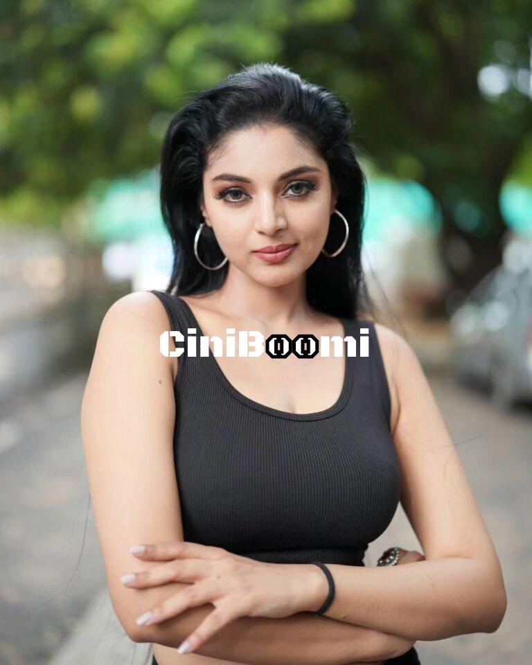 Actress Sanam Shetty Oozes Style In Her Latest Clicks