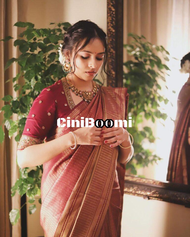 Actress Sri Divya Radiates Ethereal Beauty In Traditional Outfit