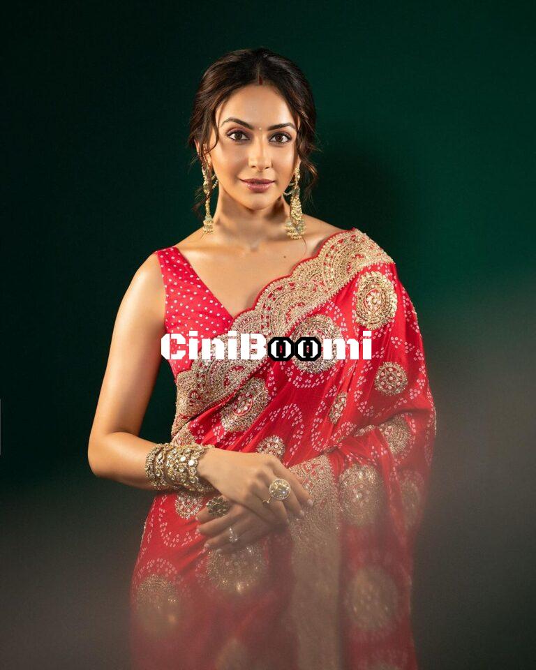 Actress Rakul Preet Singh Blends Elegance With Charm In Saree