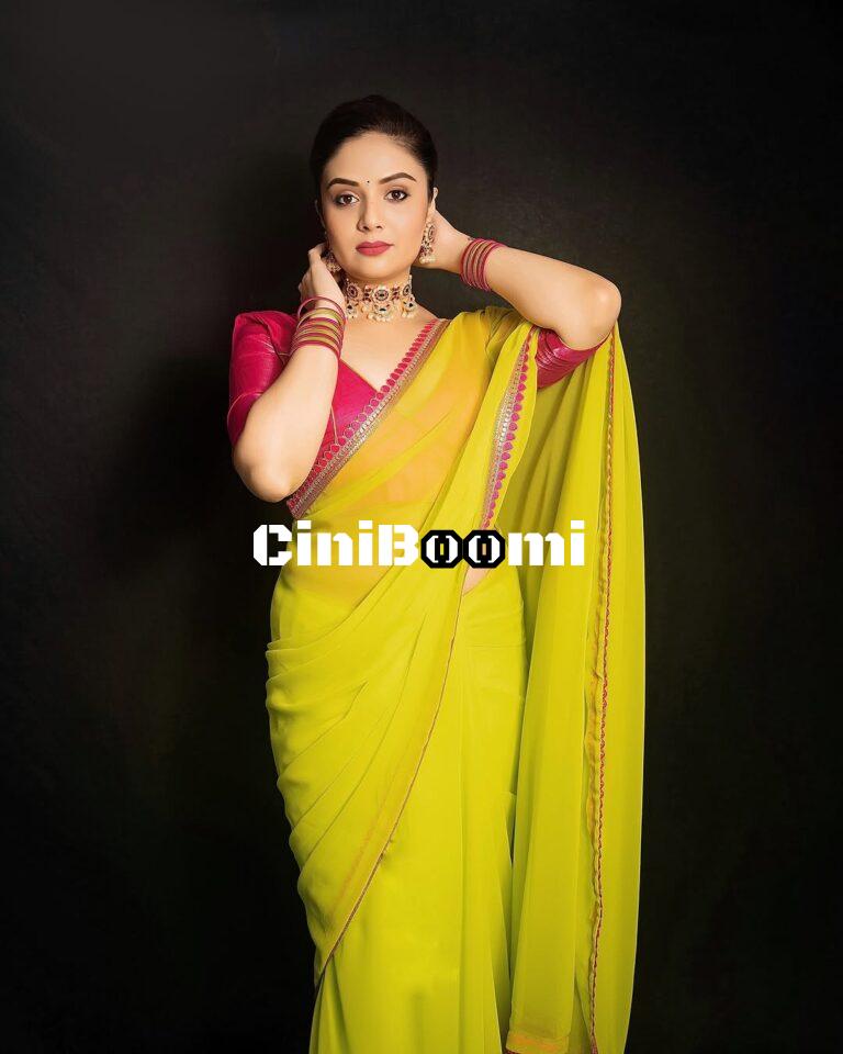 Actress Sreemukhi Shines Radiantly In Saree